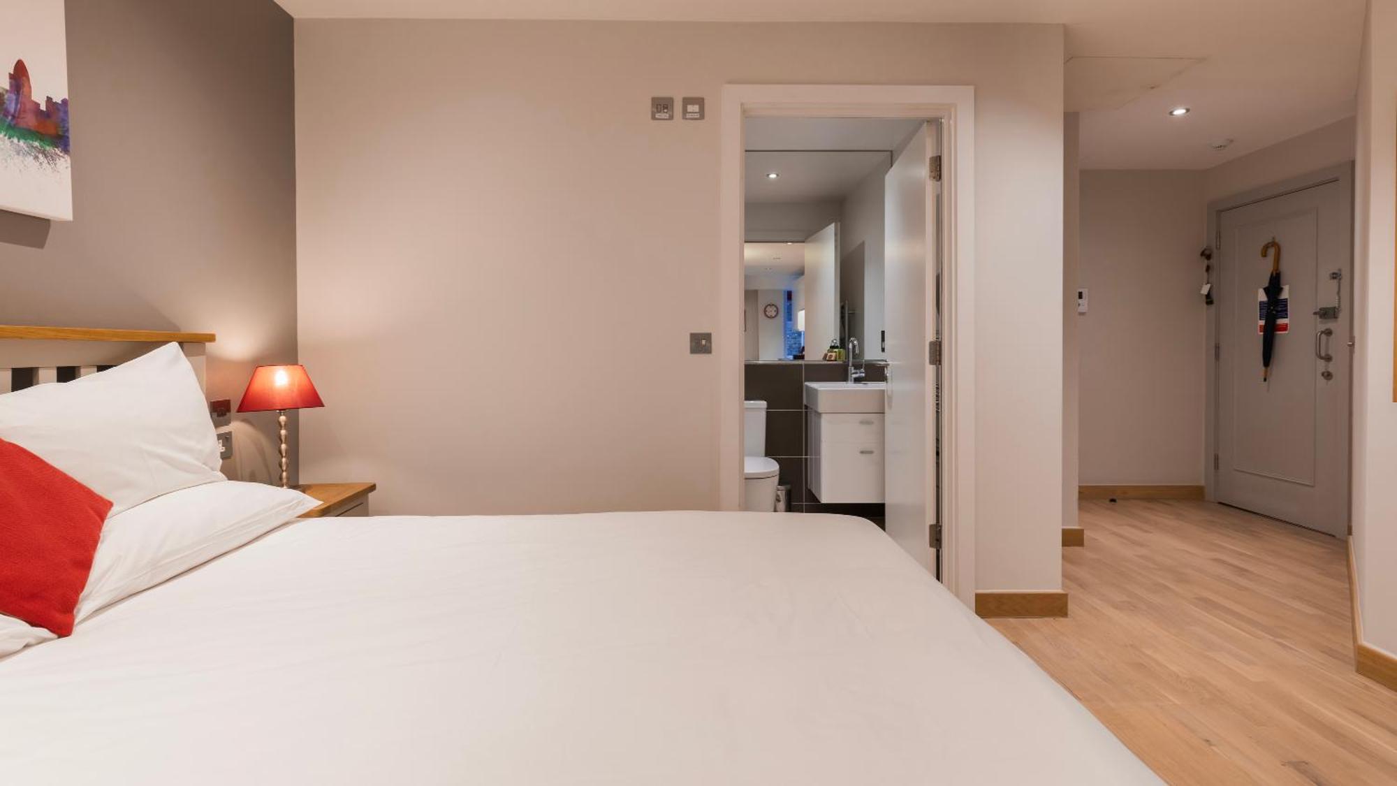 לונדון Barbican Serviced Apartments By Lovelystay מראה חיצוני תמונה